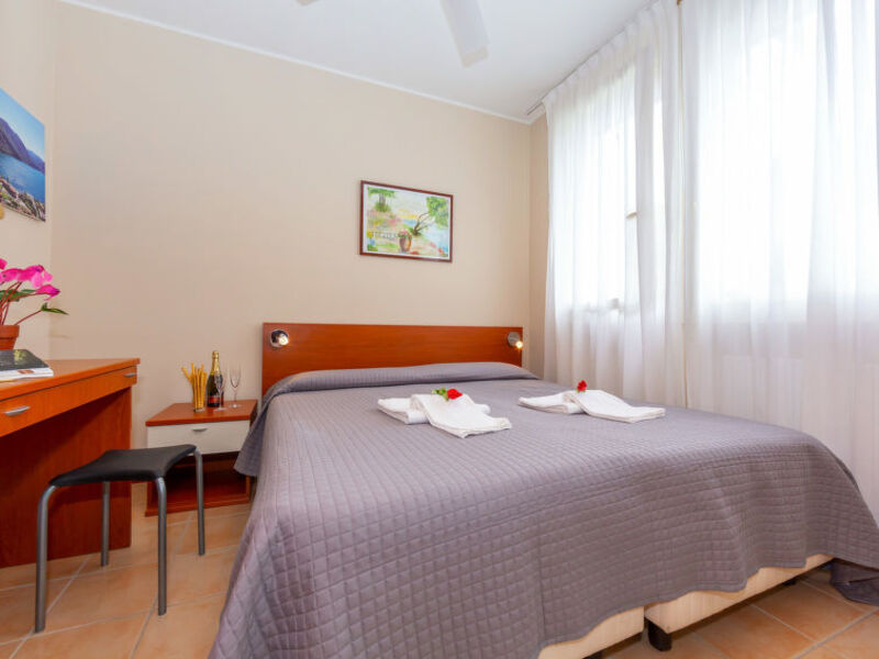 Villaggio Porto Letizia