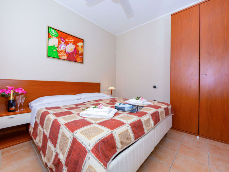 Villaggio Porto Letizia