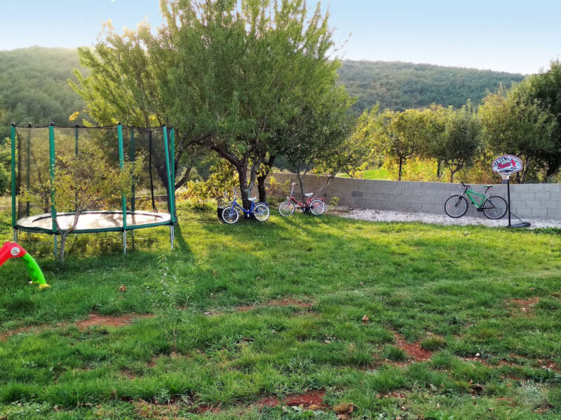 Sutivanac Villa Roko