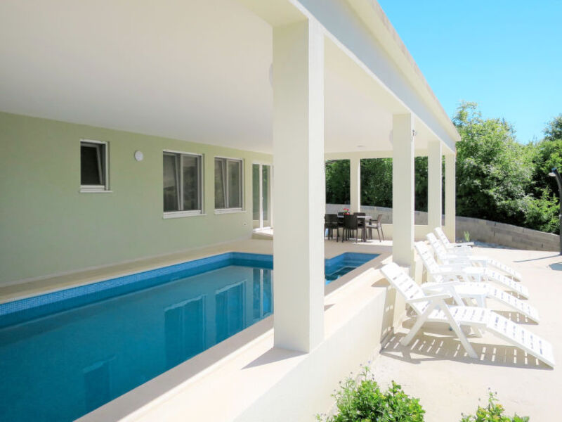 Sutivanac Villa Roko
