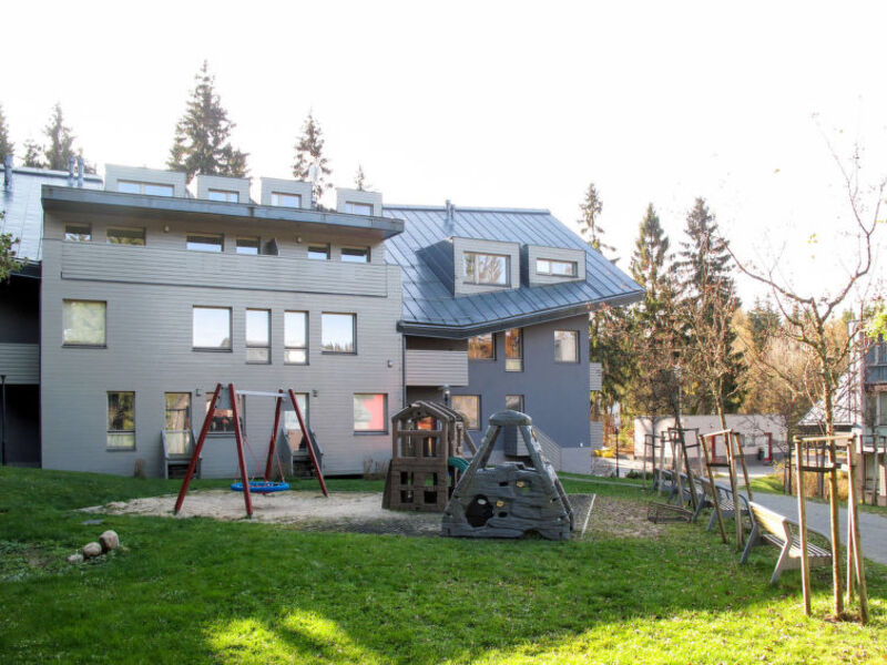Resident Harrachov B