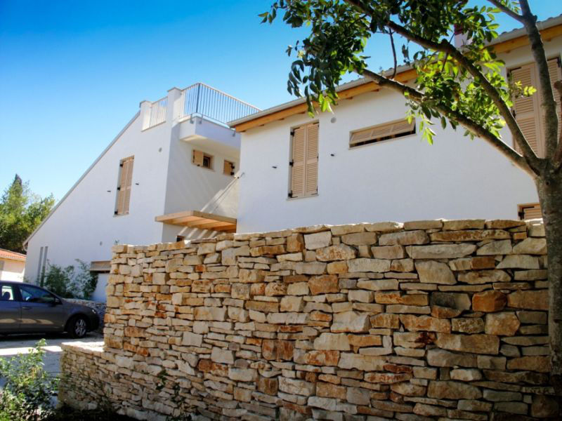 Vila Dimak