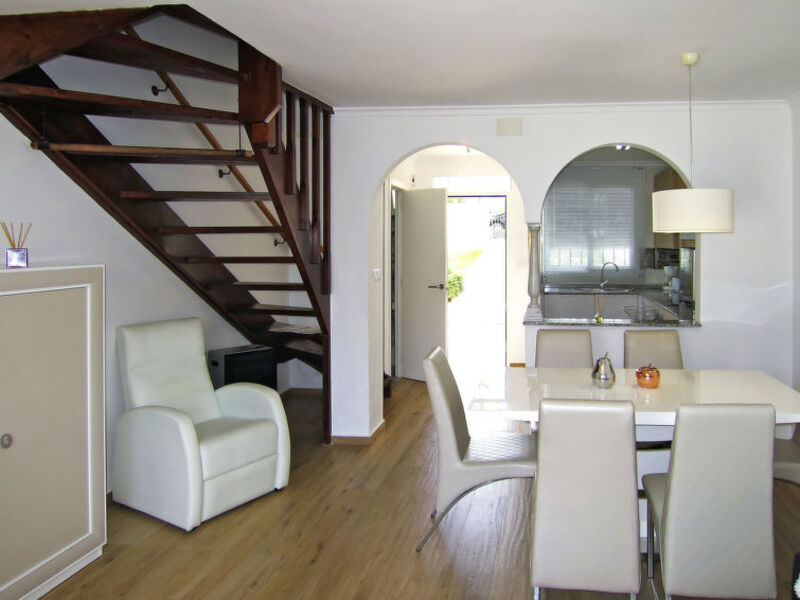 Amazing 3 Bedrooms Front Sea View.