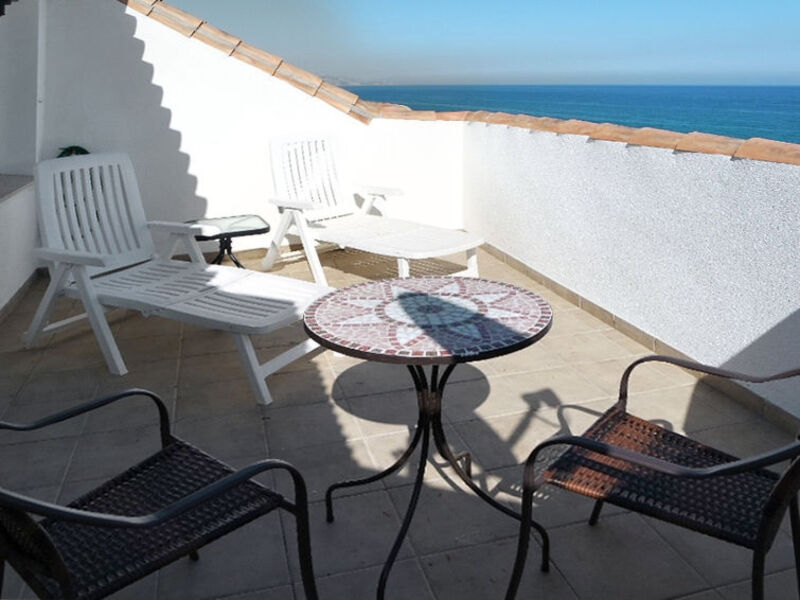 Amazing 3 Bedrooms Front Sea View.