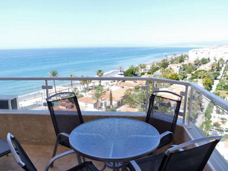 Amazing 3 Bedrooms Front Sea View.