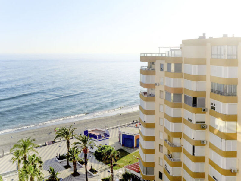 Amazing 3 Bedrooms Front Sea View.