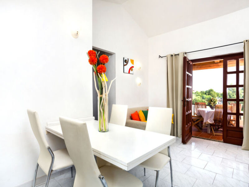 Residence Bougainvillae