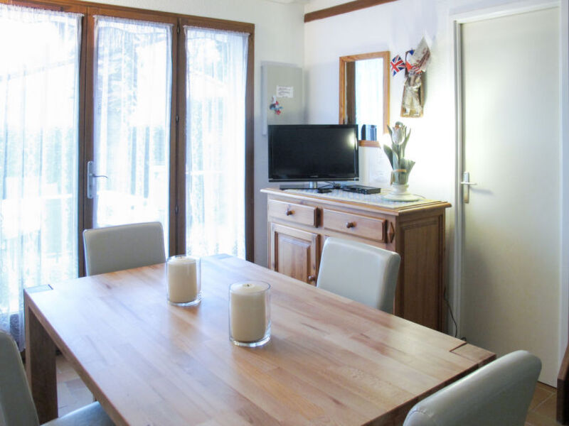 Le Clos D'Azur No. 33