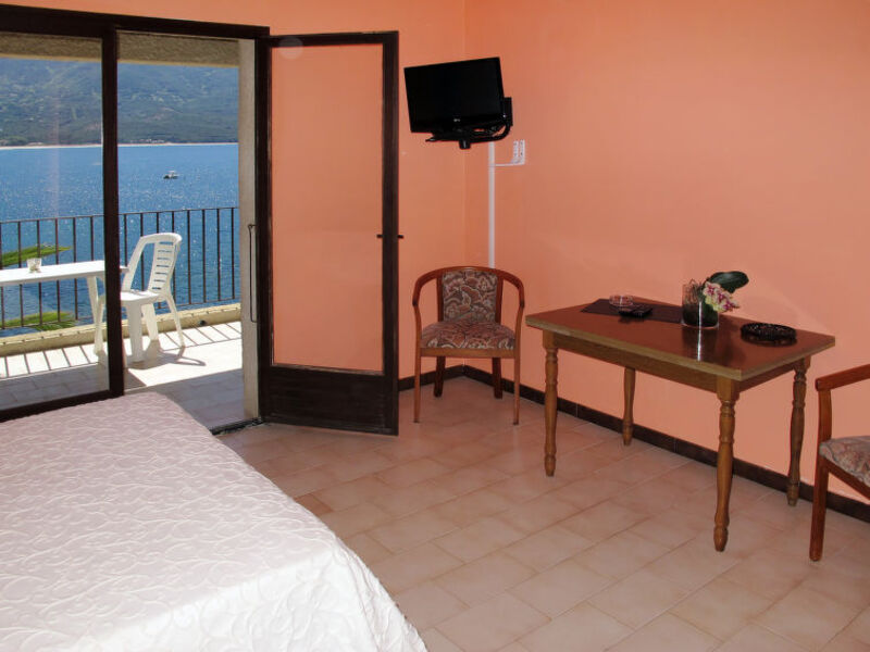 Agula Marina