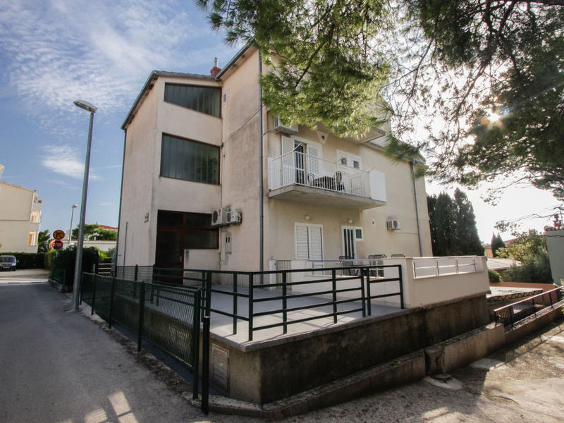 Apartmány Lili I
