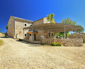 Vila Vinia
