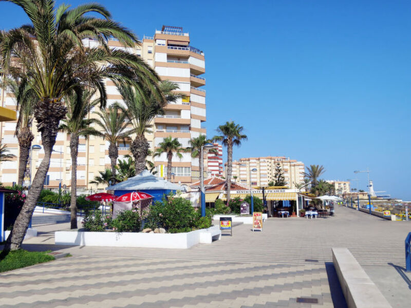 Amazing 3 Bedrooms Front Sea View.