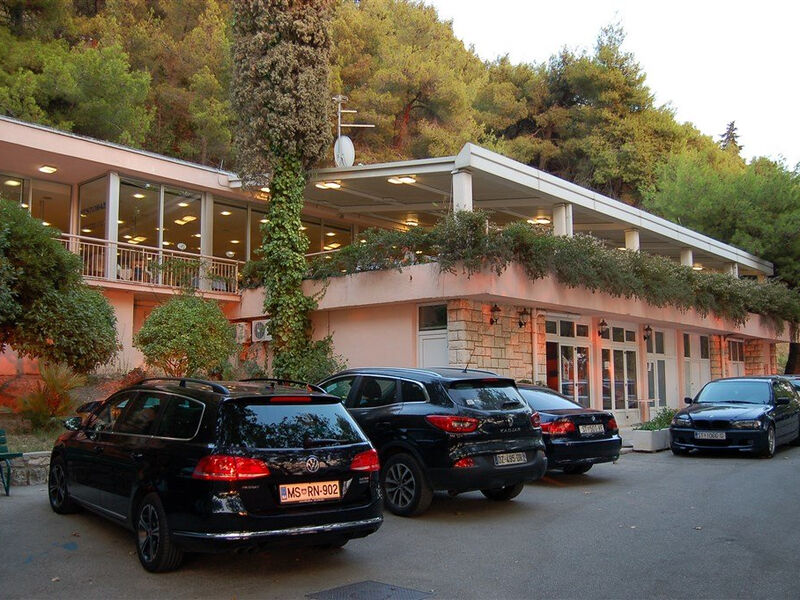 Pavilony Brzet