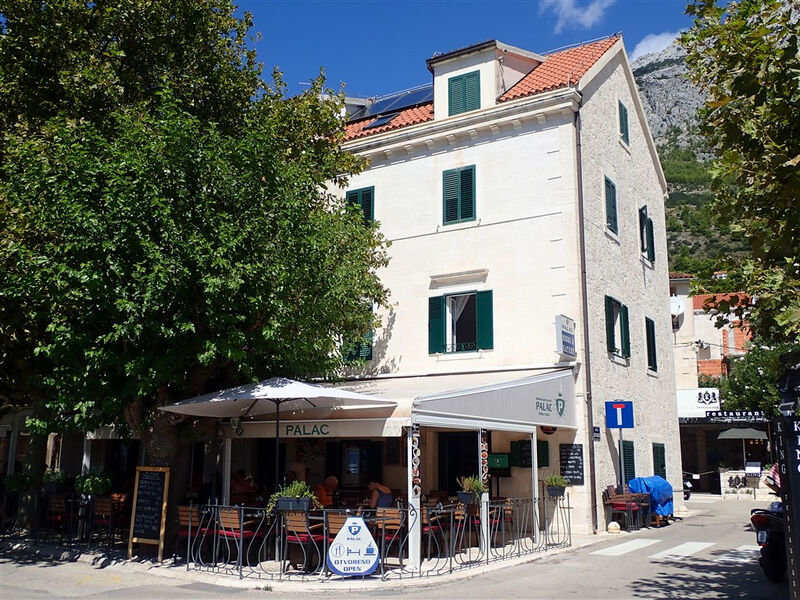 Aparthotel Palac
