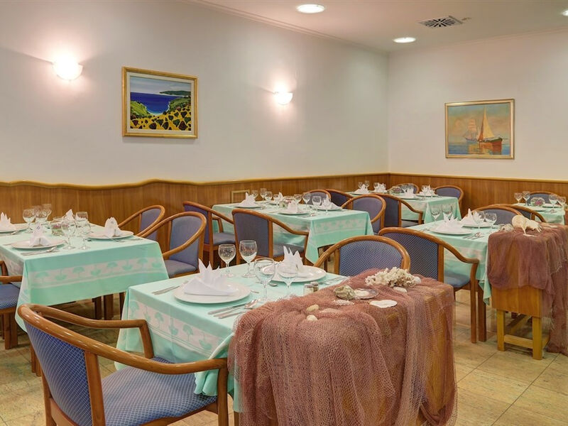Hotel Komodor