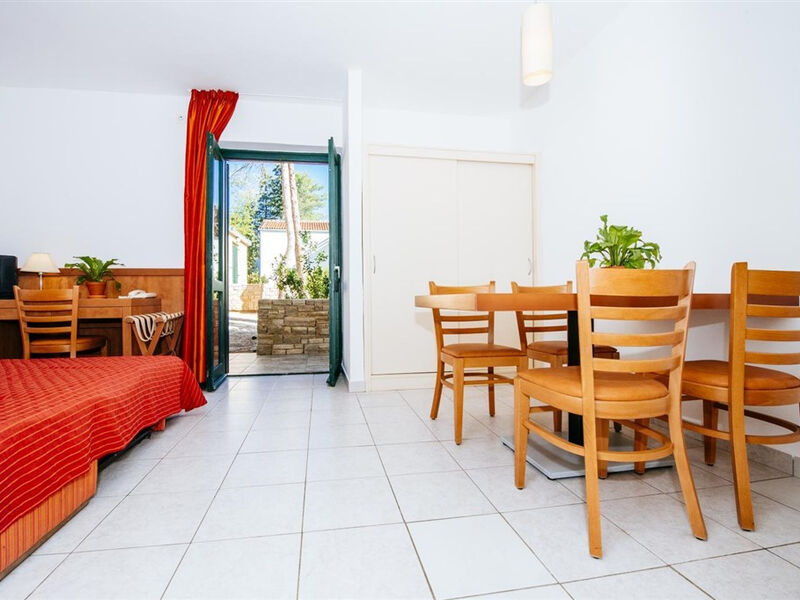 Apartmány Zaton Holiday Resort 3*