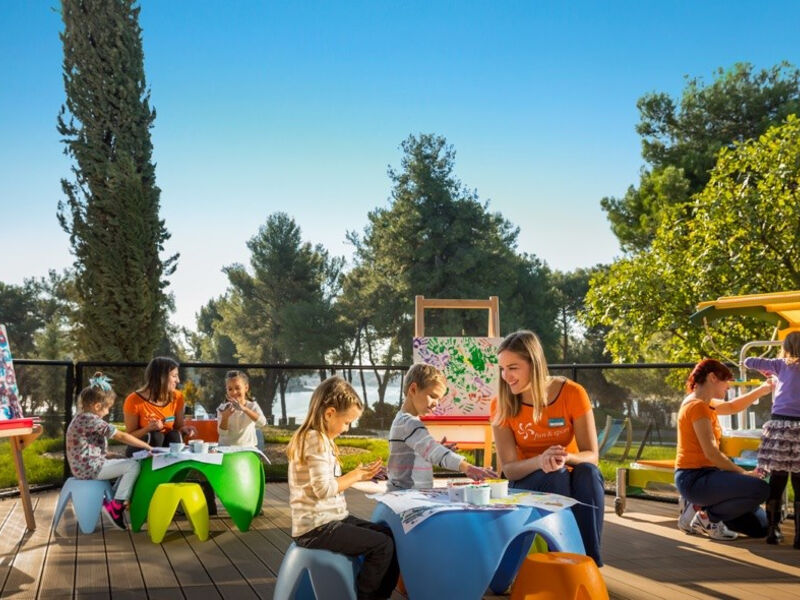 Family Hotel Amarin