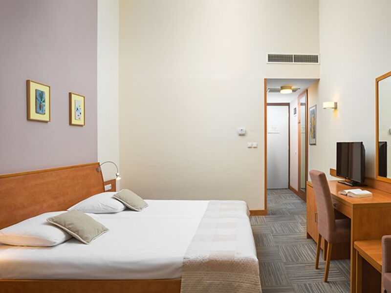 Tirena Sunny Hotel By Valamar