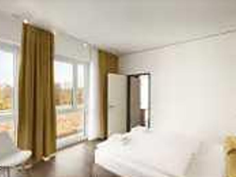 Hotel Super 8 Munich City North