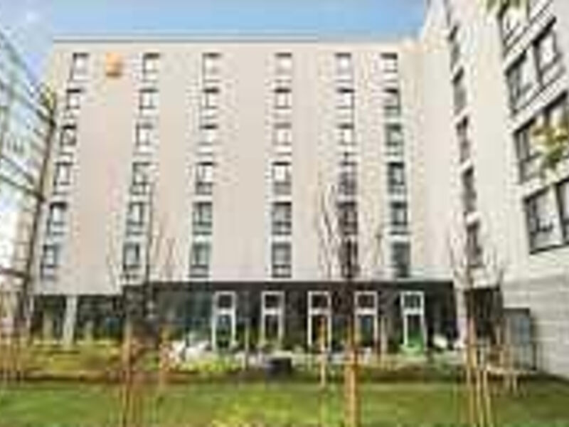 Hotel Super 8 Munich City West