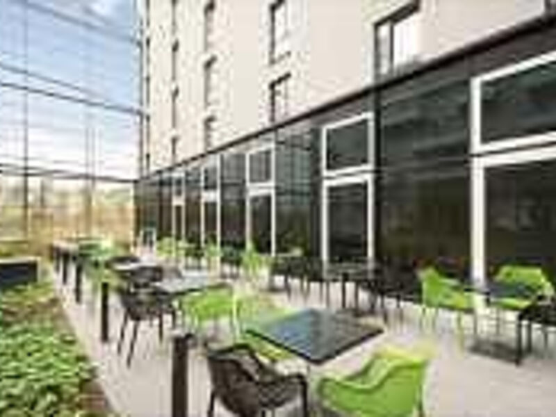 Hotel Super 8 Munich City West