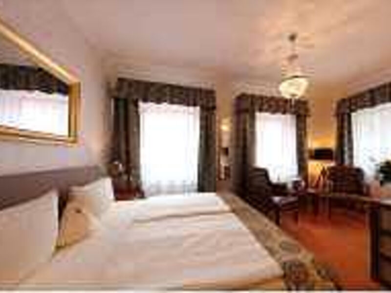 The Lakeside Burghotel zu Strausberg s