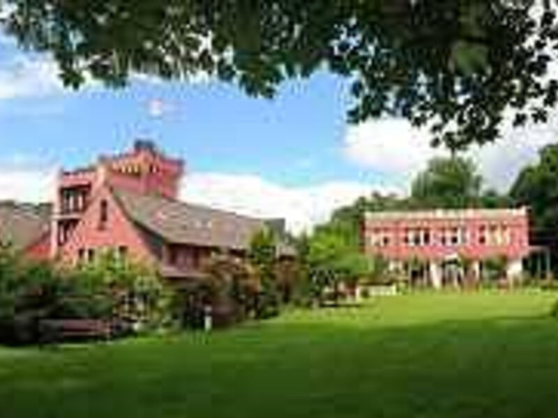 The Lakeside Burghotel zu Strausberg s