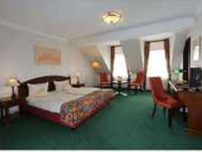 The Lakeside Burghotel zu Strausberg s