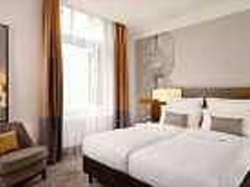 Hotel Reichshof Hamburg Curio Collection by Hilton
