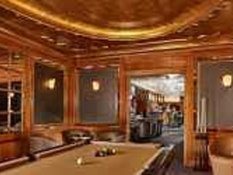 Hotel Reichshof Hamburg Curio Collection by Hilton