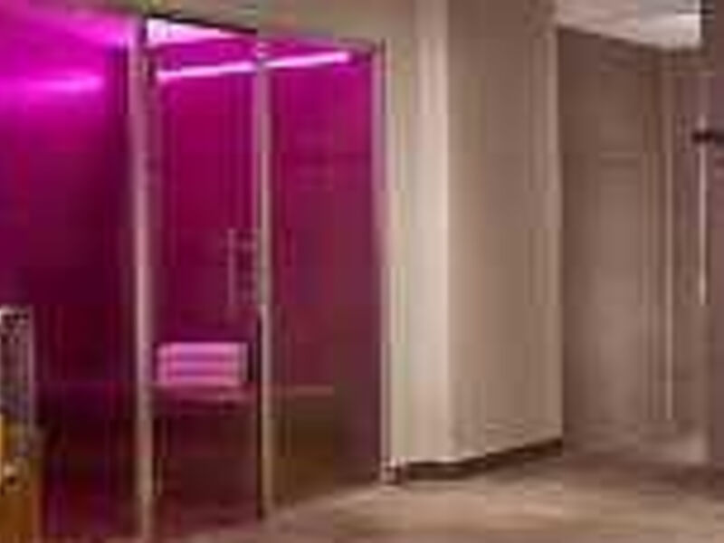 Hotel Reichshof Hamburg Curio Collection by Hilton