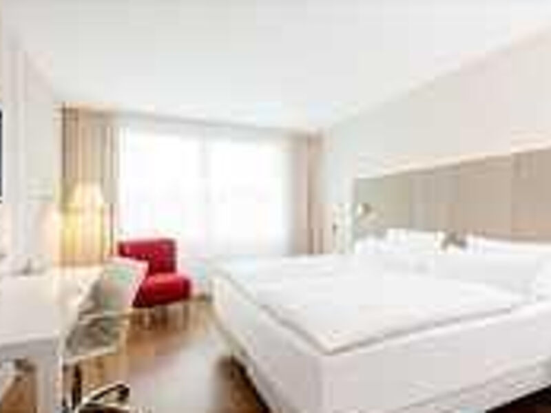 Hotel NH Köln Mediapark