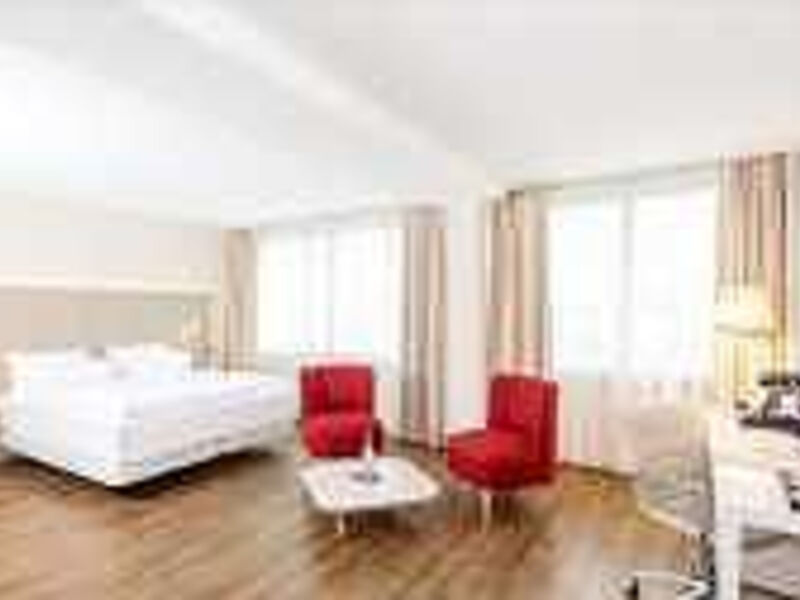 Hotel NH Köln Mediapark