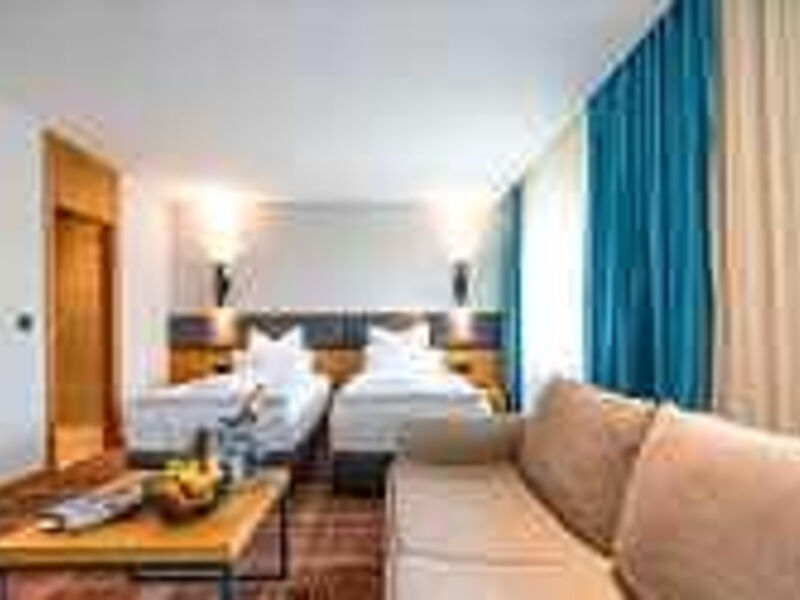 Grand Hotel Suhl s