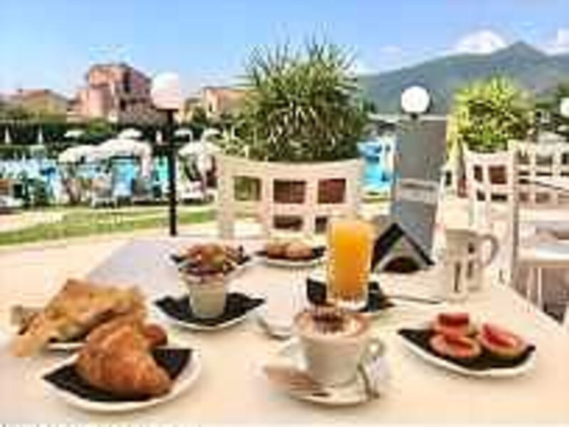 Hotel Loano 2 Village