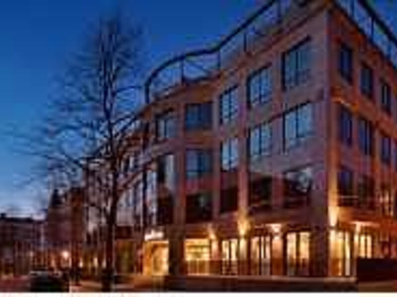 Hotel Mövenpick Den Haag  sup.