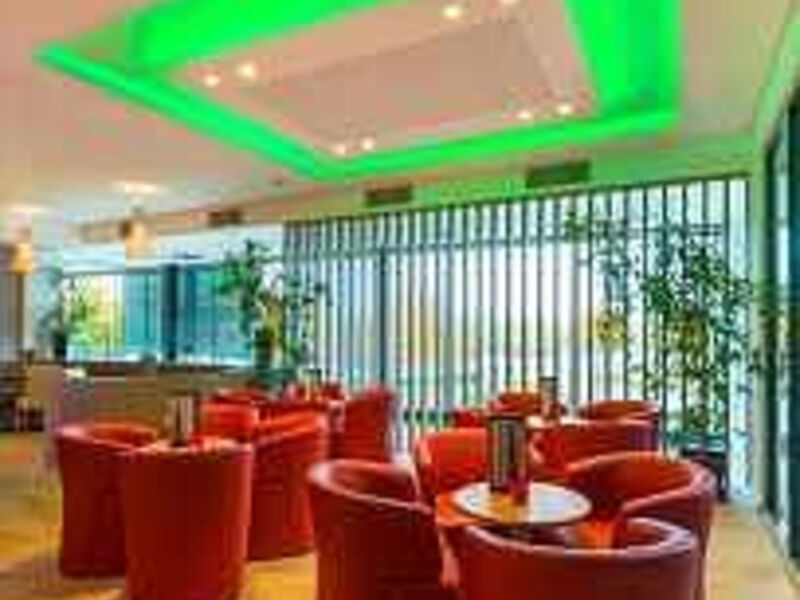 Thermenhotel All in Red