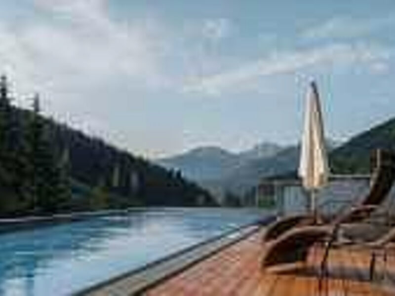 1. Almwellness Hotel Tuffbad