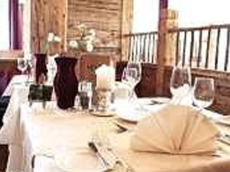 1. Almwellness Hotel Tuffbad