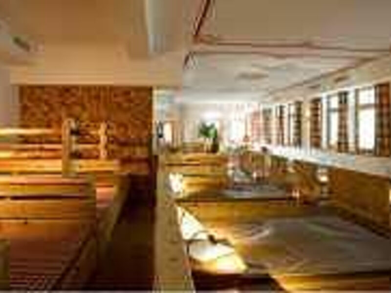 1. Almwellness Hotel Tuffbad