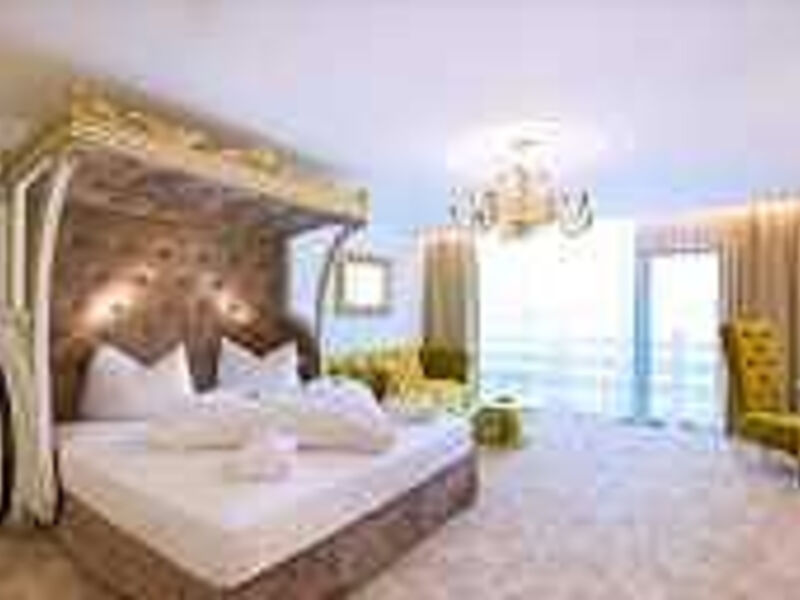 Alpenhotel fall in Love