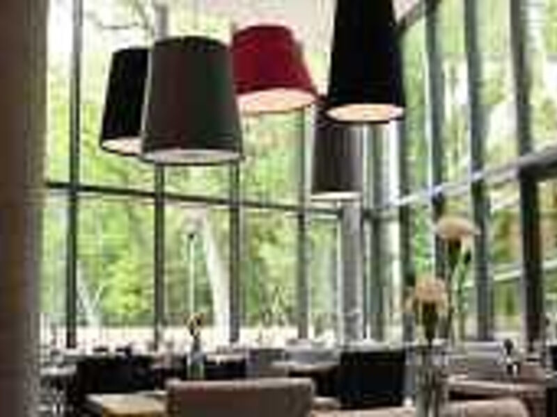 Shuum Hotel