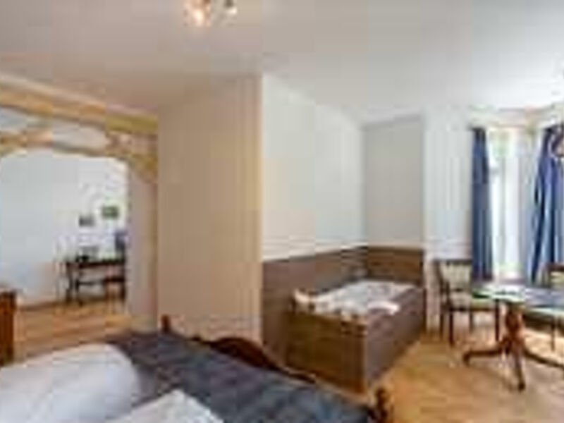 Carlton-Europe Hotel