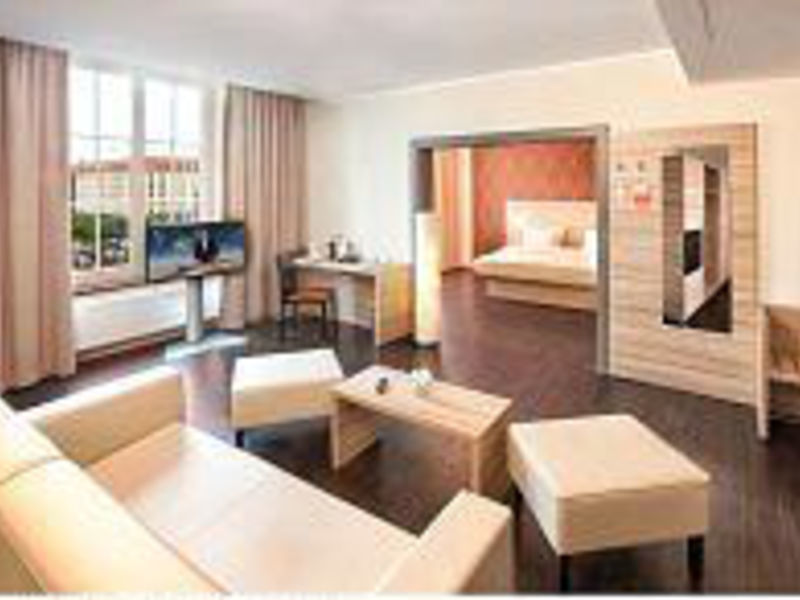 Star Inn Hotel Premium Dresden im Haus Altmarkt