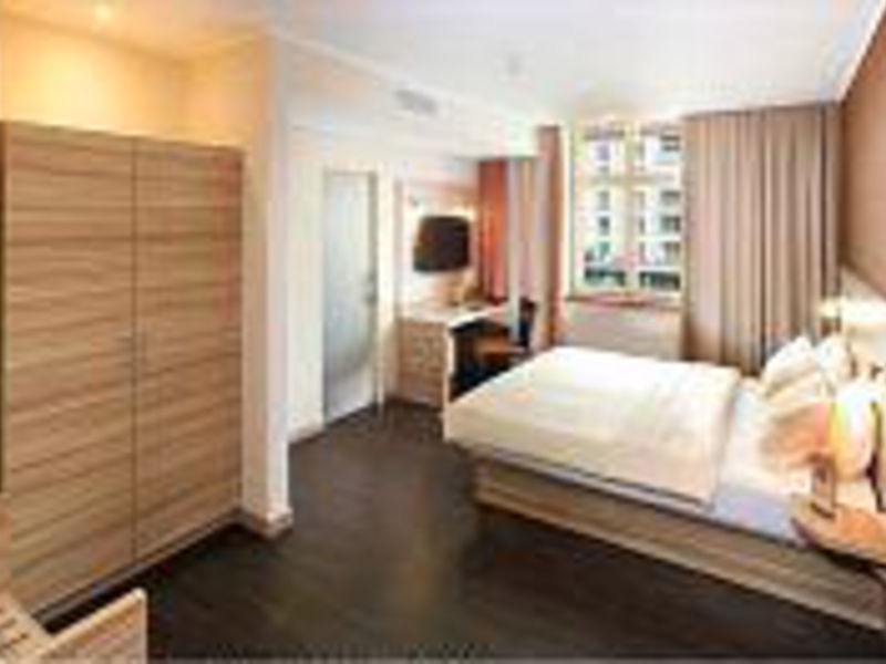 Star Inn Hotel Premium Dresden im Haus Altmarkt