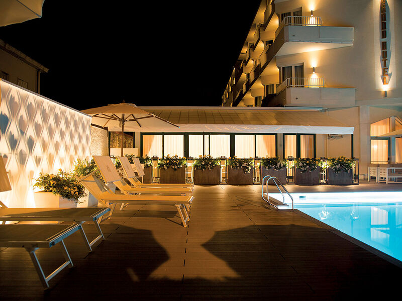 Grand Hotel