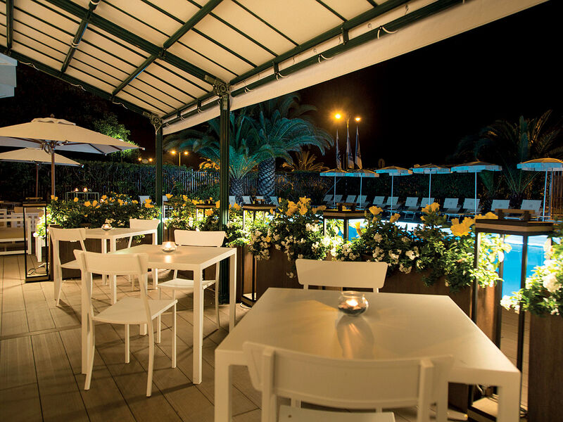 Grand Hotel