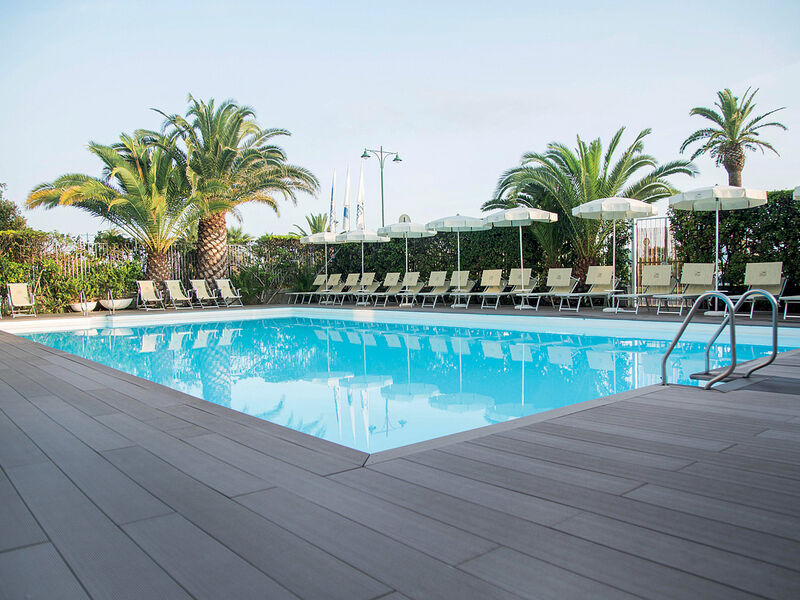 Grand Hotel