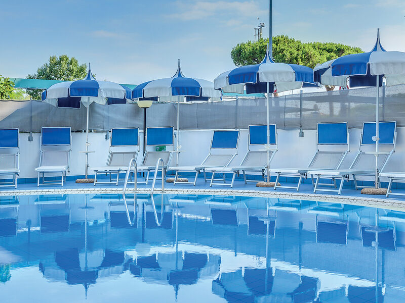 Hotel Ambassador