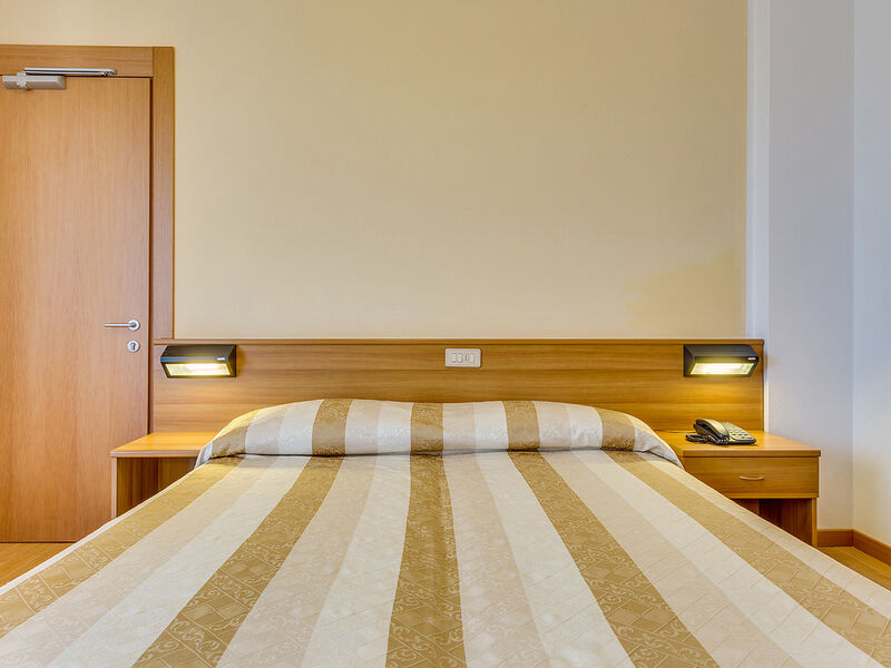 Hotel Ambassador